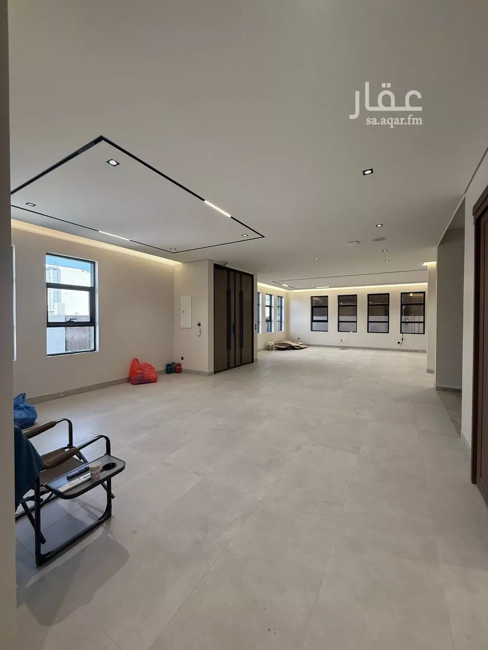 عمارة 600 م² في الدفاع 2