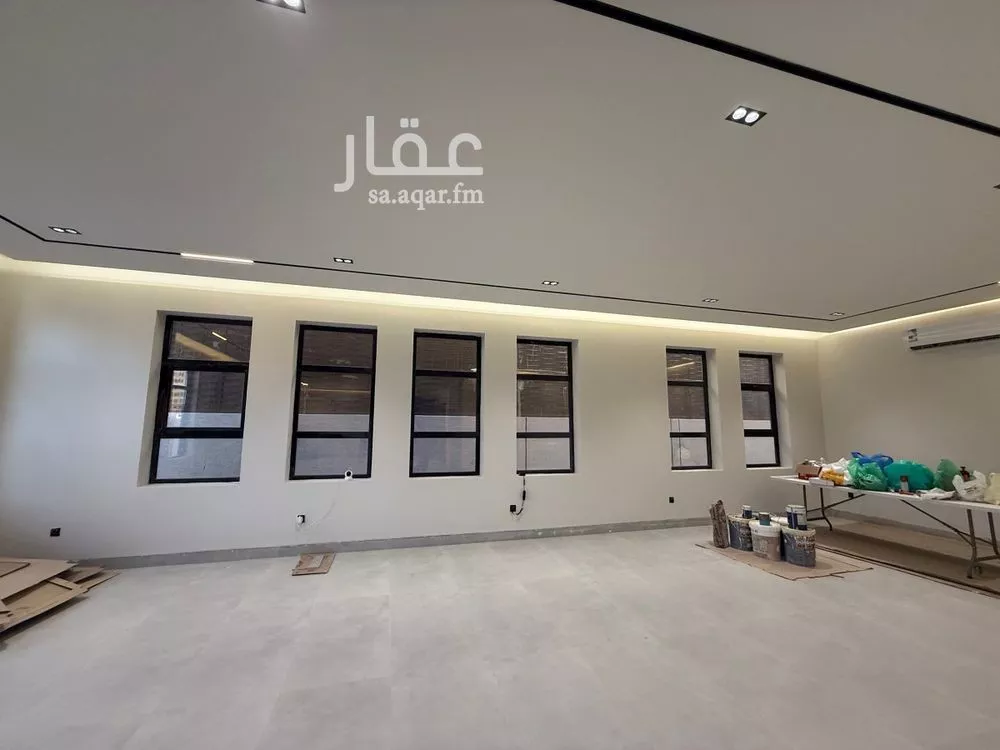 عمارة 600 م² في الدفاع 5