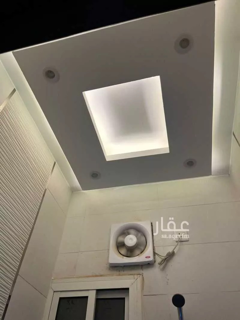 عمارة 828 م² في الجصة 4