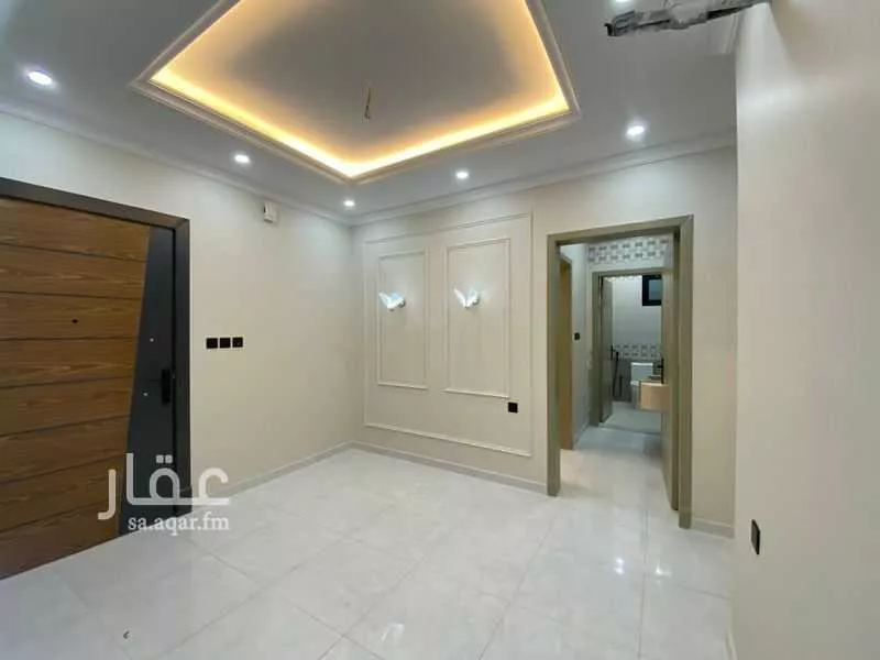 شقة 4 غرف في النزهة 4