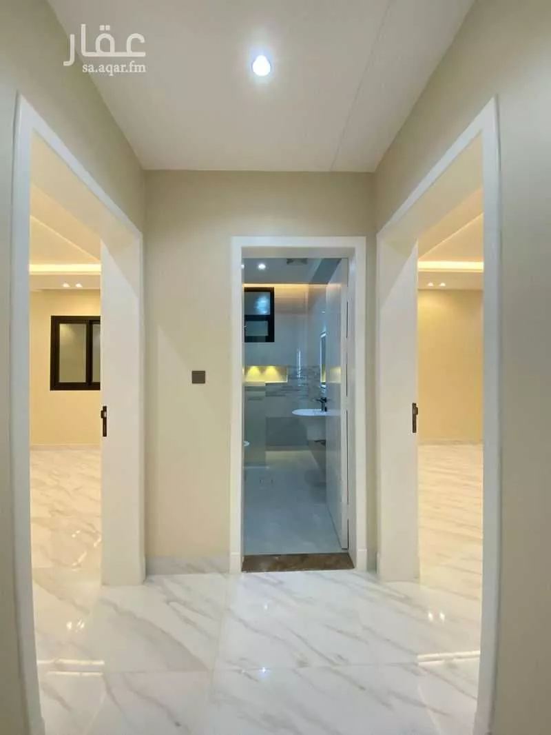 شقة 5 غرف في الروضة 5