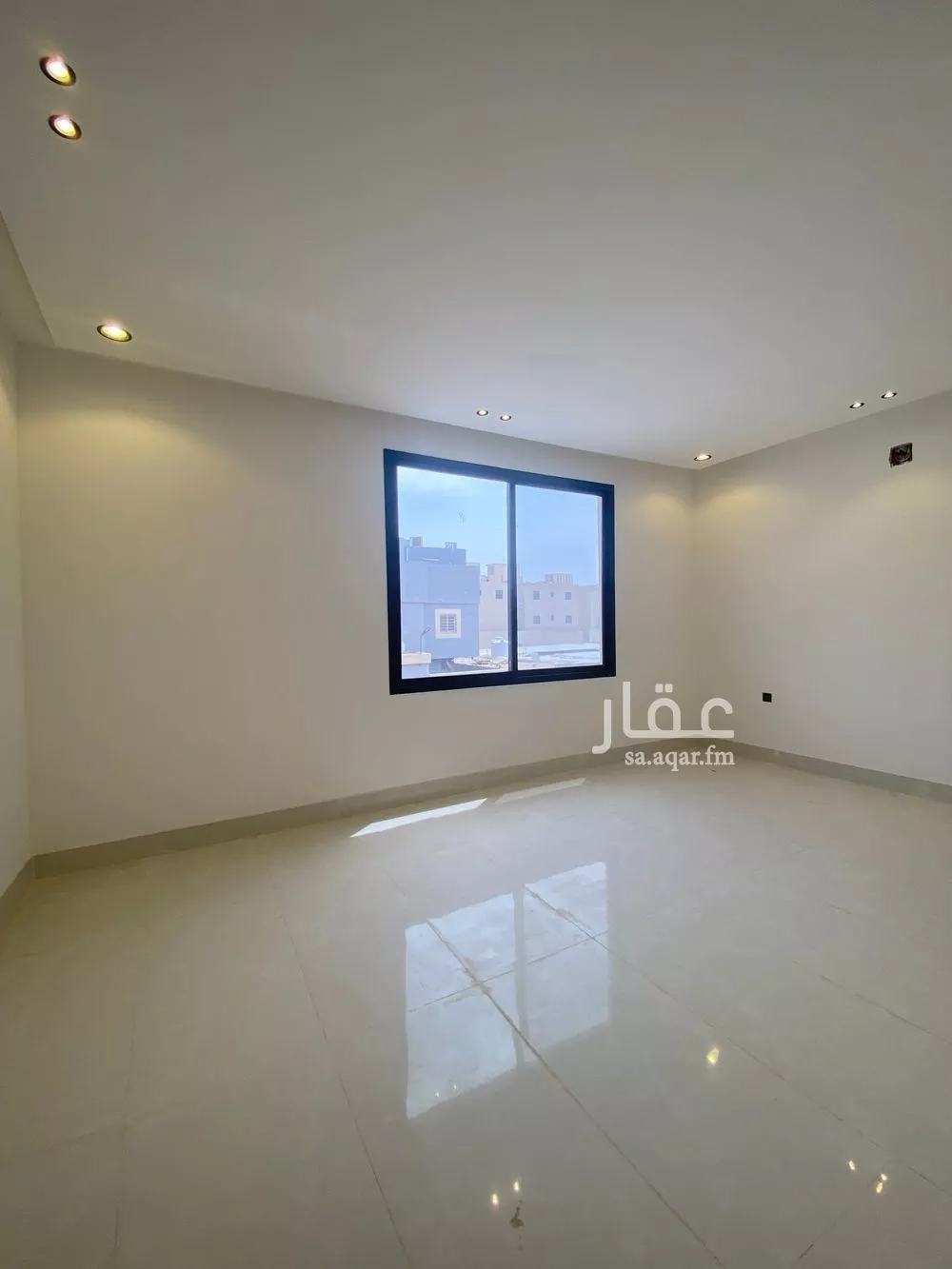 شقة 3 غرف في الرمال 3