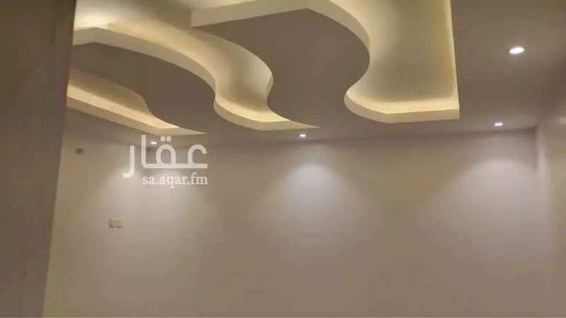 شقة 4 غرف في الملقا 2