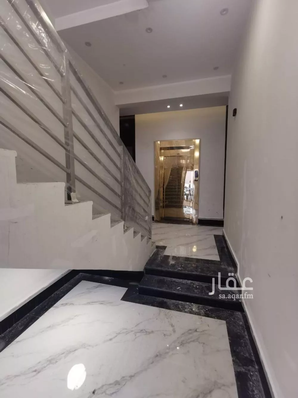 عمارة 285 م² في ام الحمام الشرقي 5