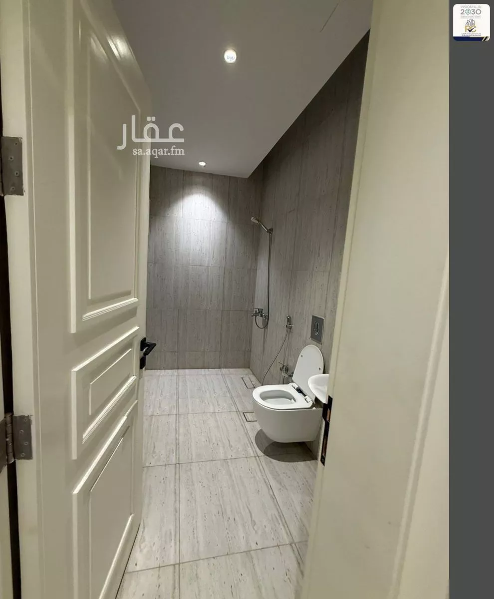 شقة 3 غرف في الملقا 5