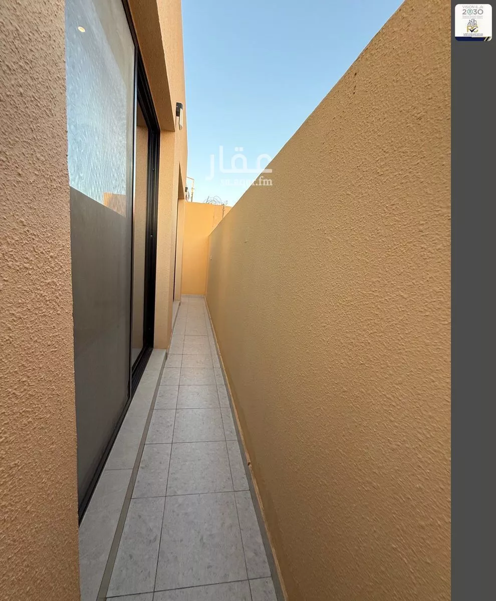 9 bedroom floor in At Taawon 1