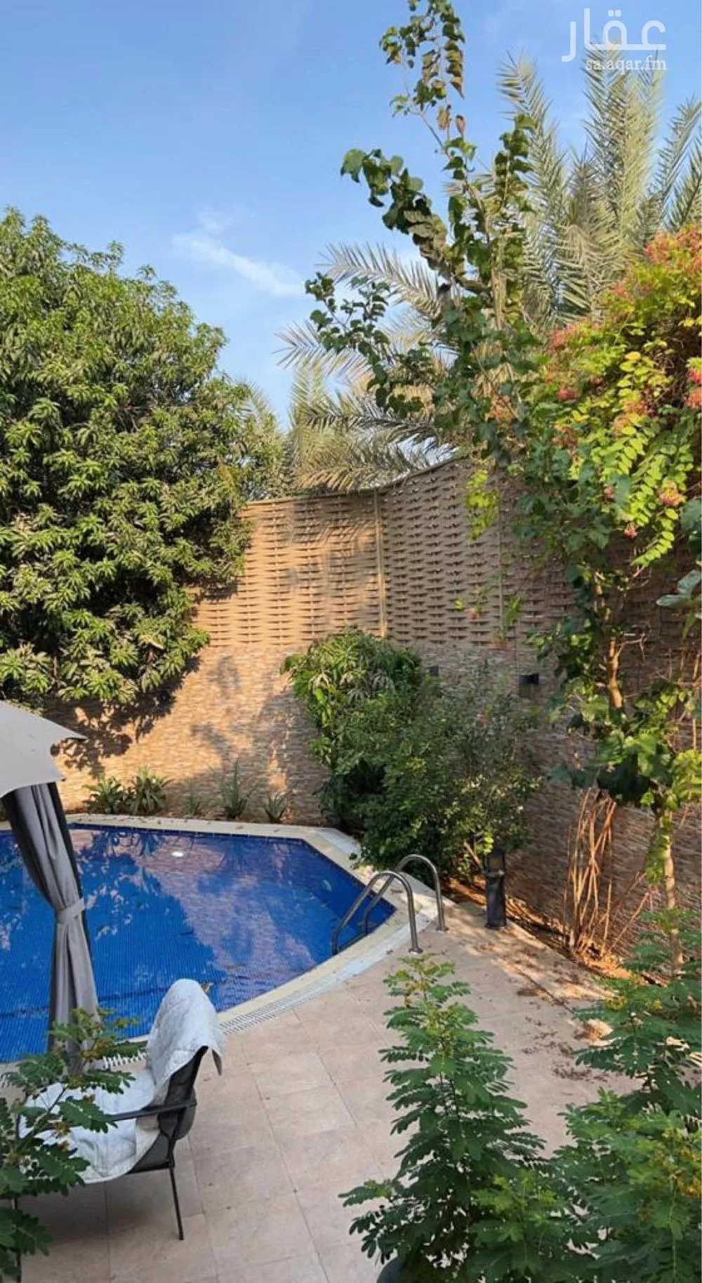 فيلا 10 غرف في السيف 1