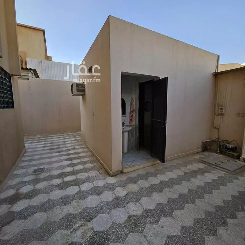 فيلا 8 غرف في ظهرة البديعة 3