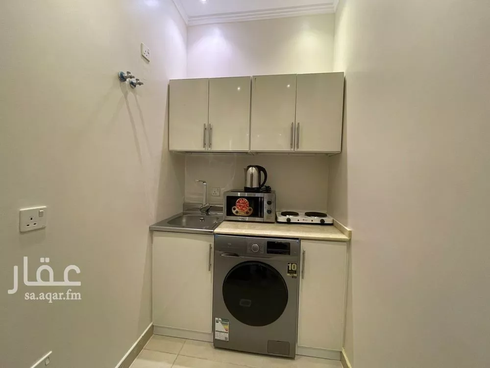 1 bedroom floor in Al Faisaliyyah 4