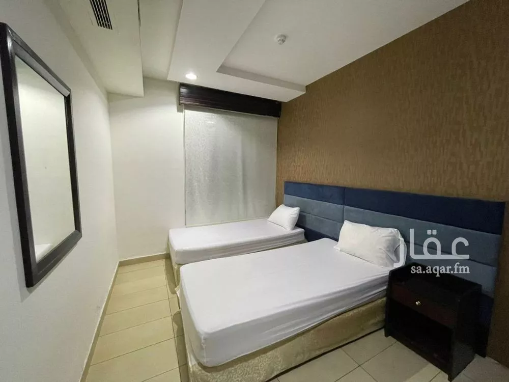 دور 1 غرف في الرويس 4