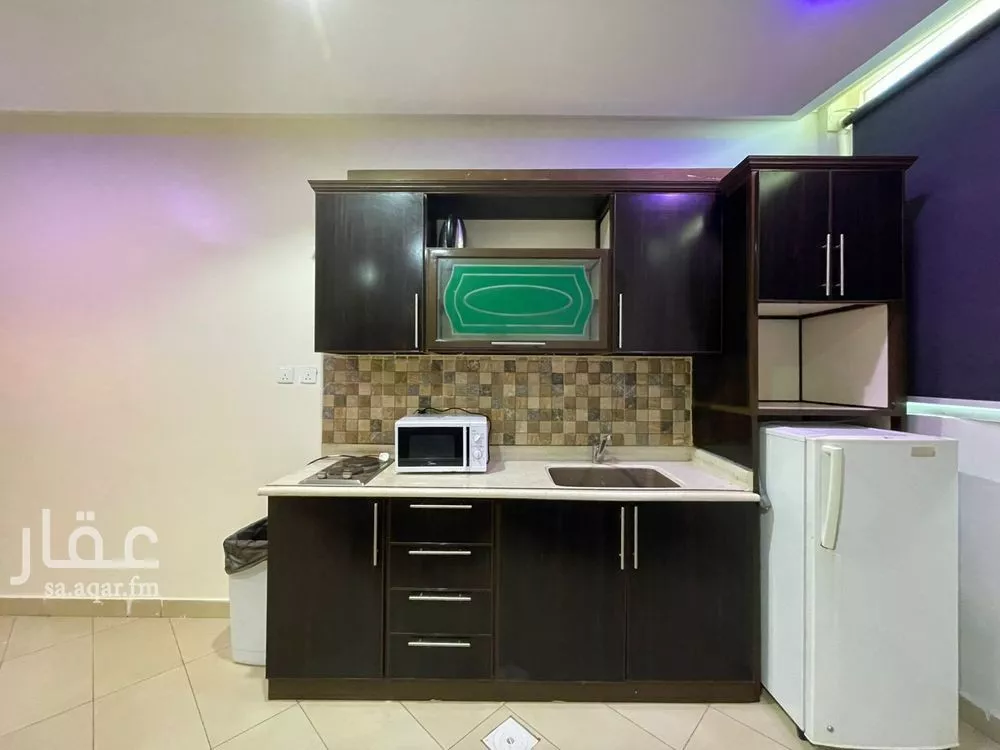 دور 1 غرف في الرويس 4