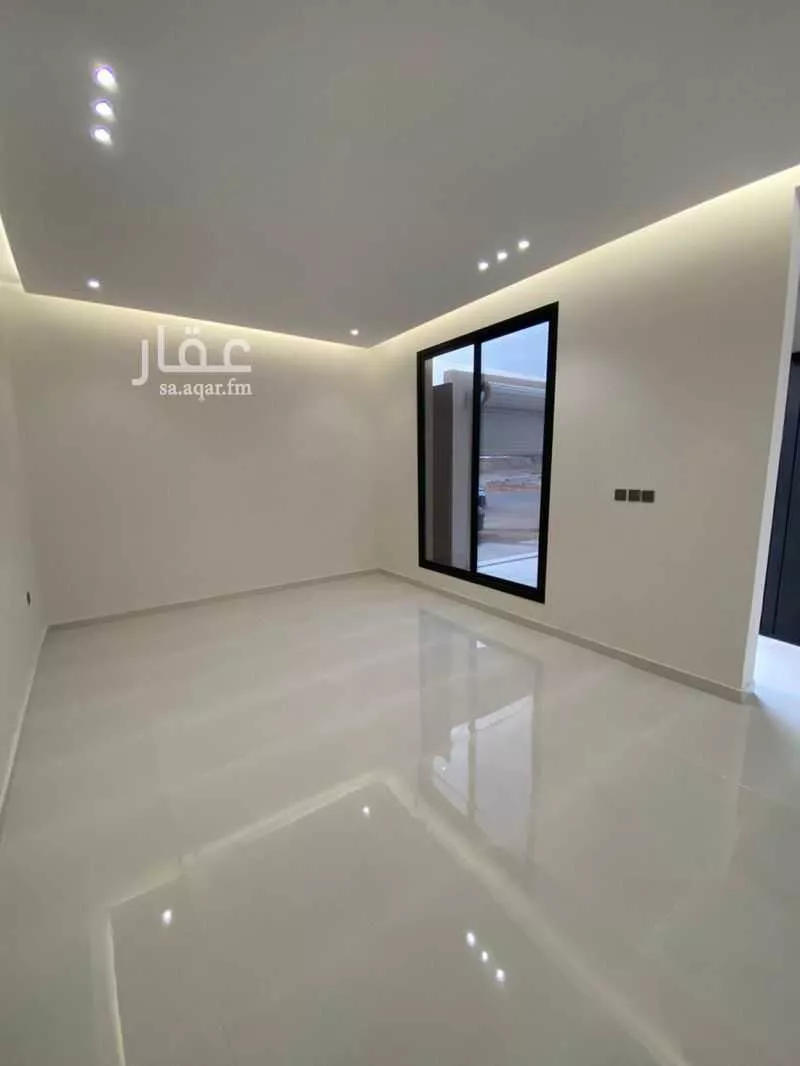 5 bedroom floor in Ash Sharq 2