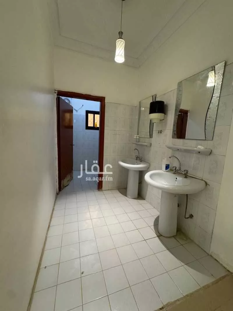 10 bedroom villa in An Nadhim 5