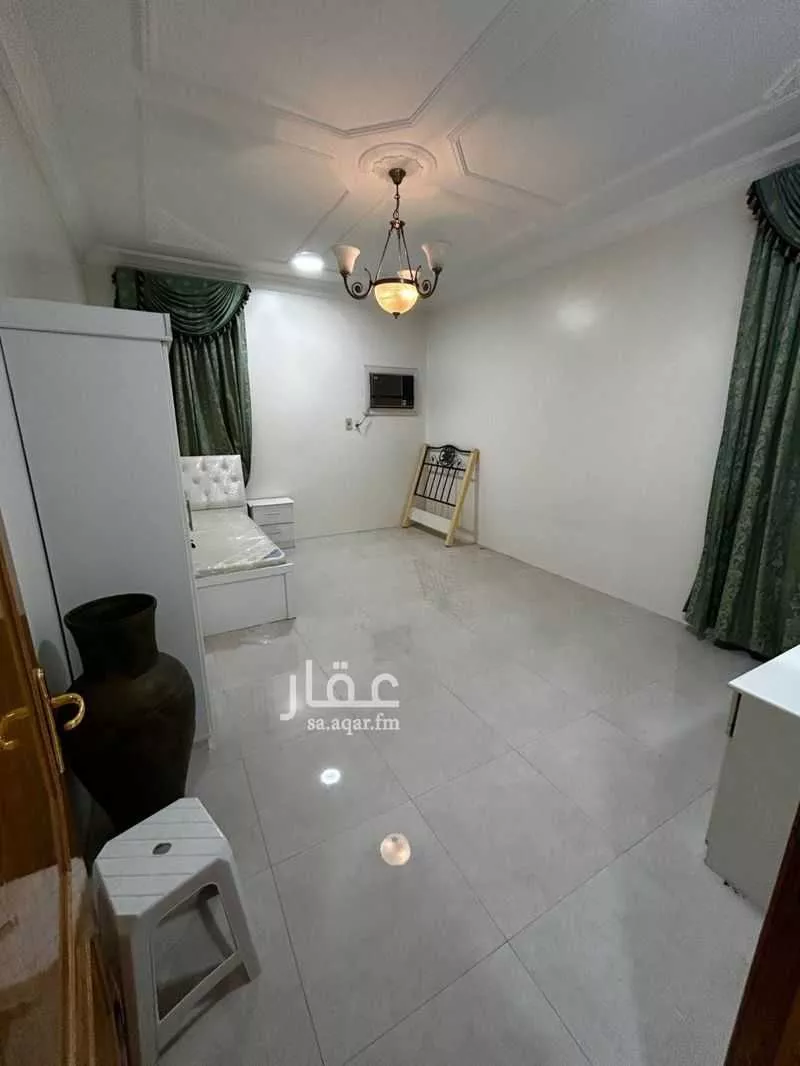 فيلا 10 غرف في الفيصلية 2