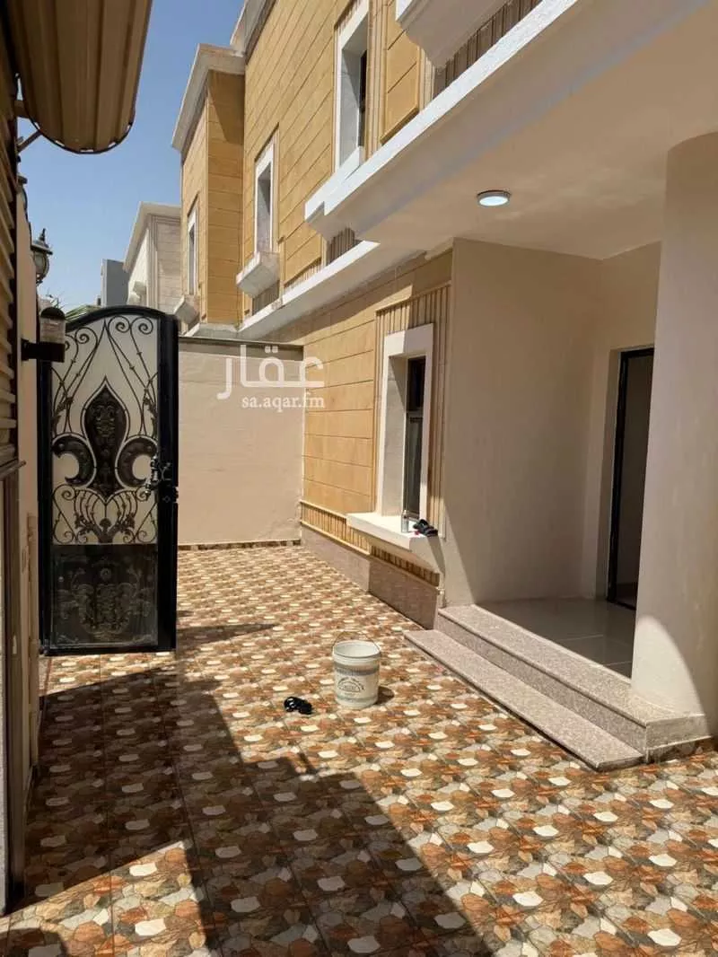 7 bedroom villa in Taibah 4