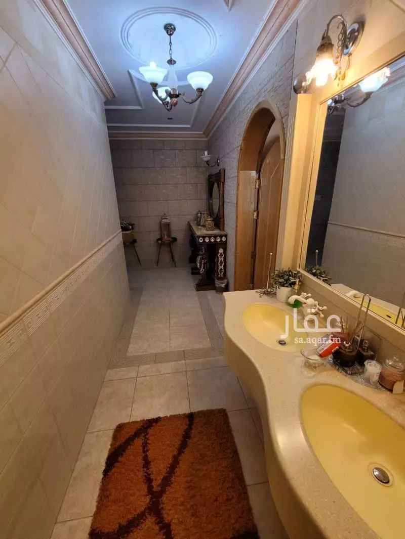 9 bedroom villa in Ar Rakah Al Janubiyah 3