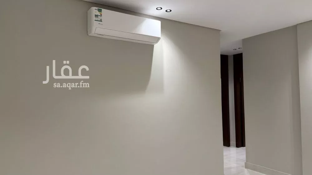 3 bedroom apartment in Irqah 5