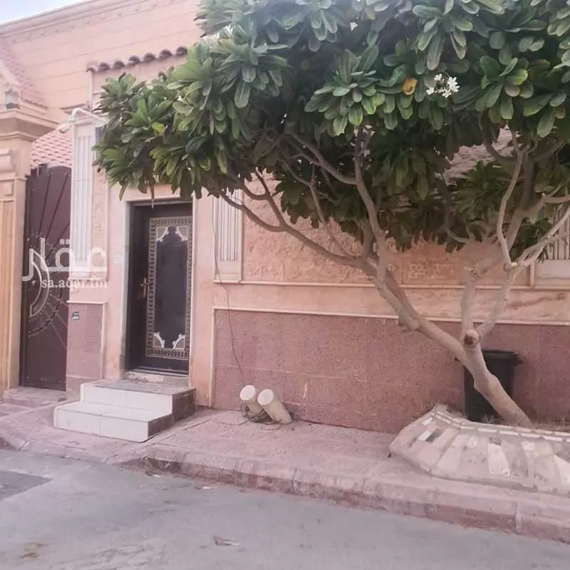 فيلا 12 غرف في ظهرة لبن 2