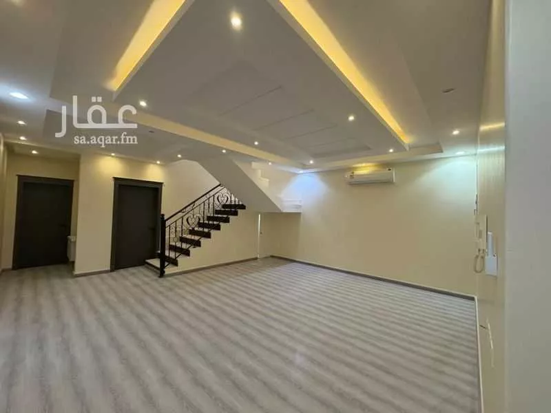 شقة 4 غرف في السعادة 2