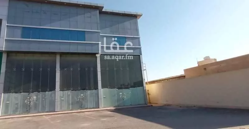 مكتب 4090 م² في السعادة