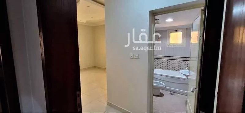 6 bedroom building in Ar Rakah Al Janubiyah, Eastern Province 2