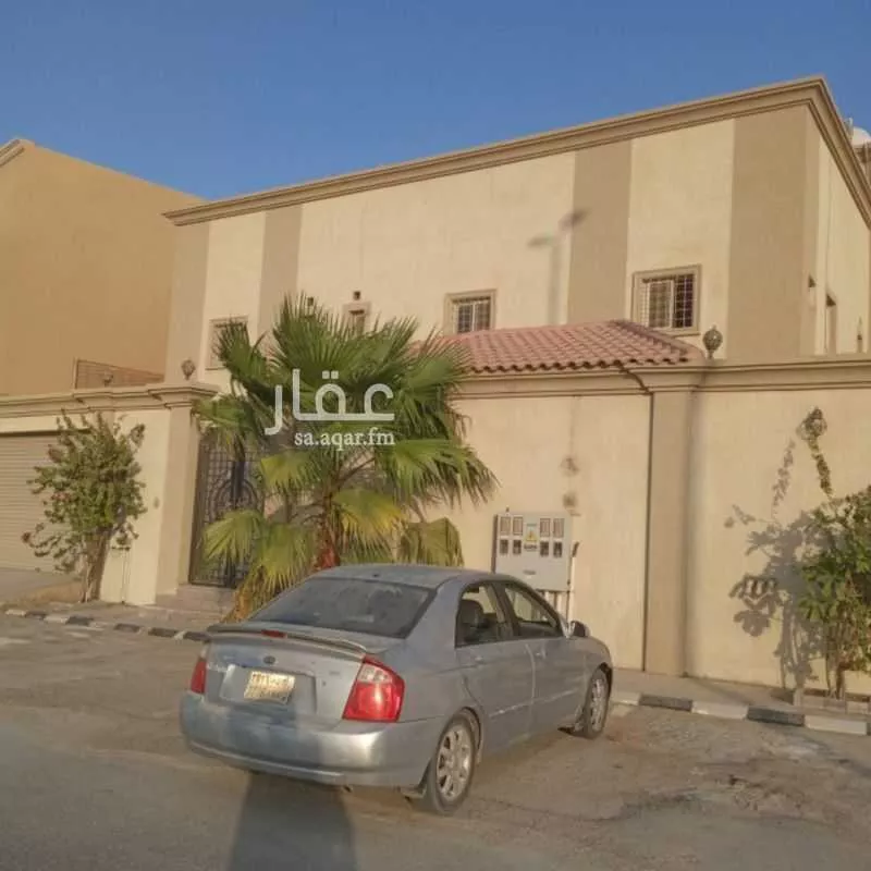 552 sqm building in Dahiat King Fahd 3