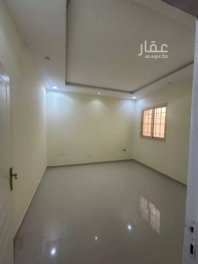 8 bedroom villa in Al Mahdiyyah 1