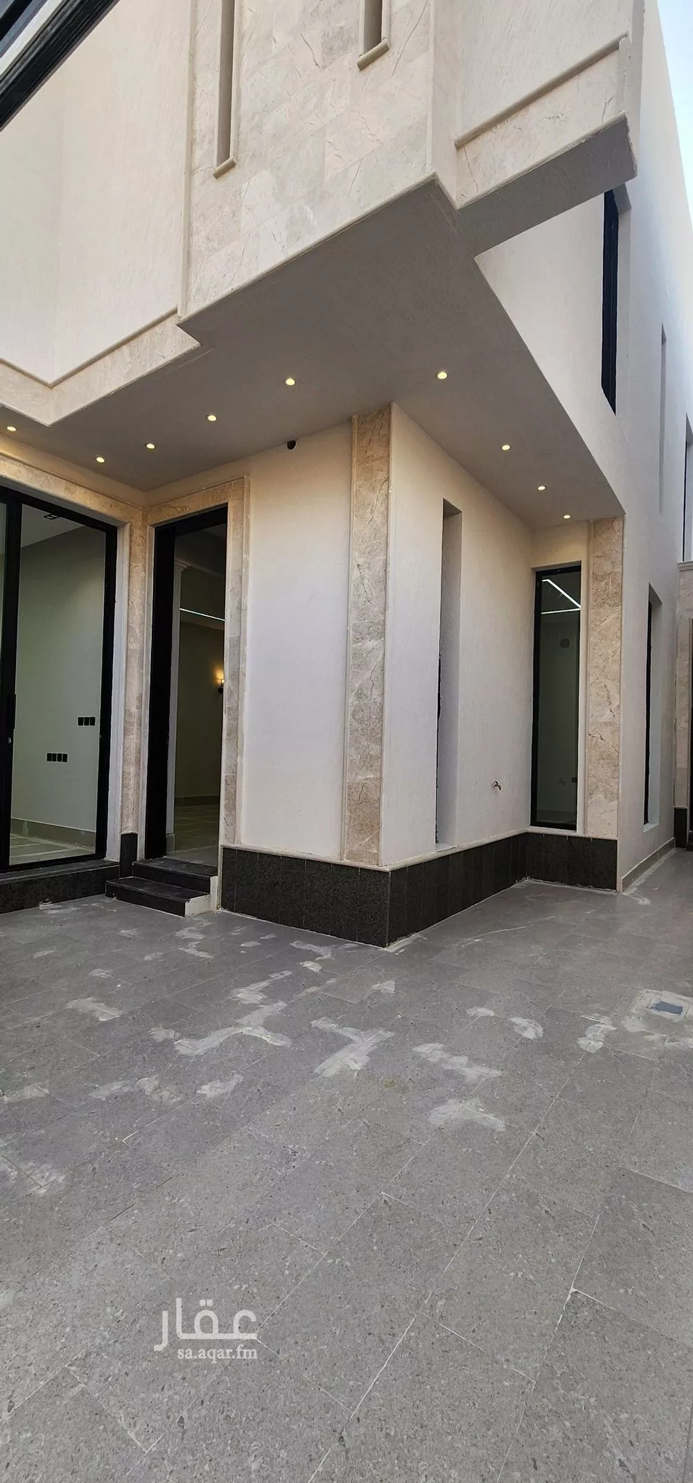 فيلا 6 غرف في العريجاء الغربية 3