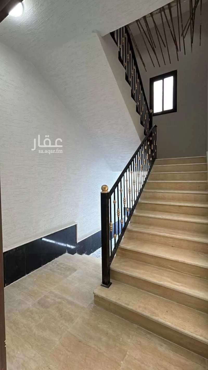 دور 6 غرف في نبلاء 1