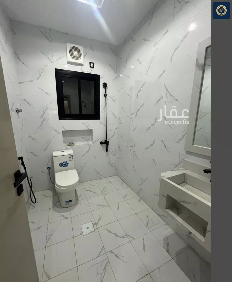 شقة 6 غرف في الفضل 5