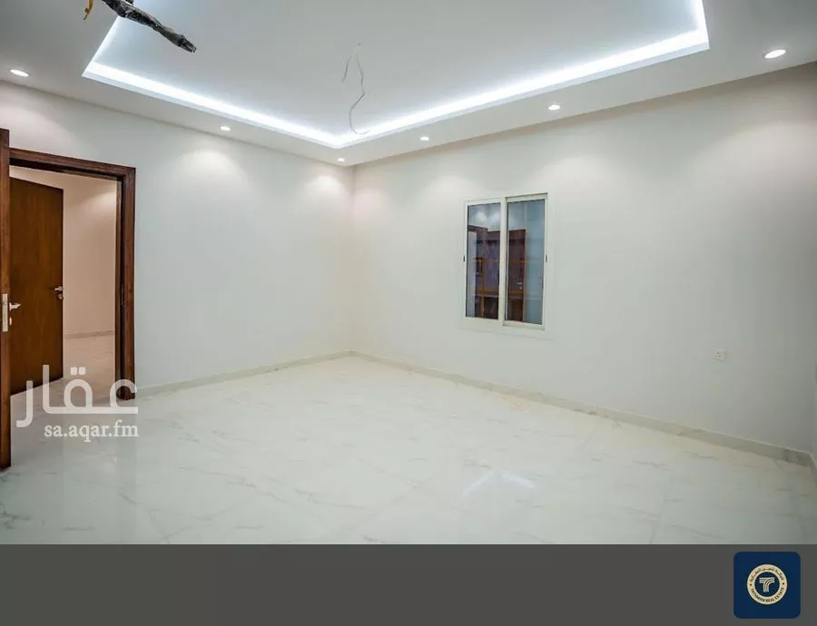 شقة 5 غرف في الريان 4