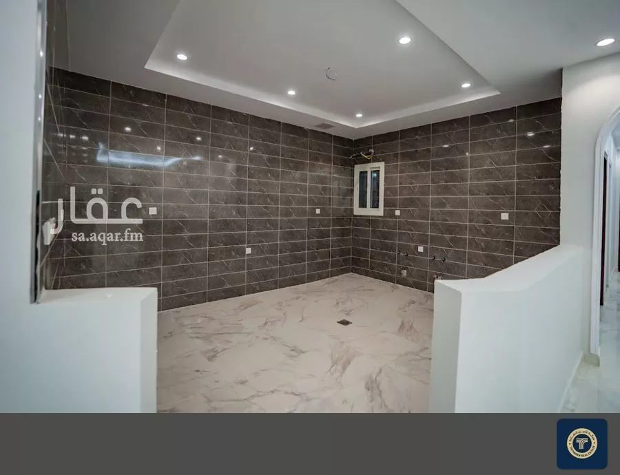 شقة 5 غرف في الريان 2