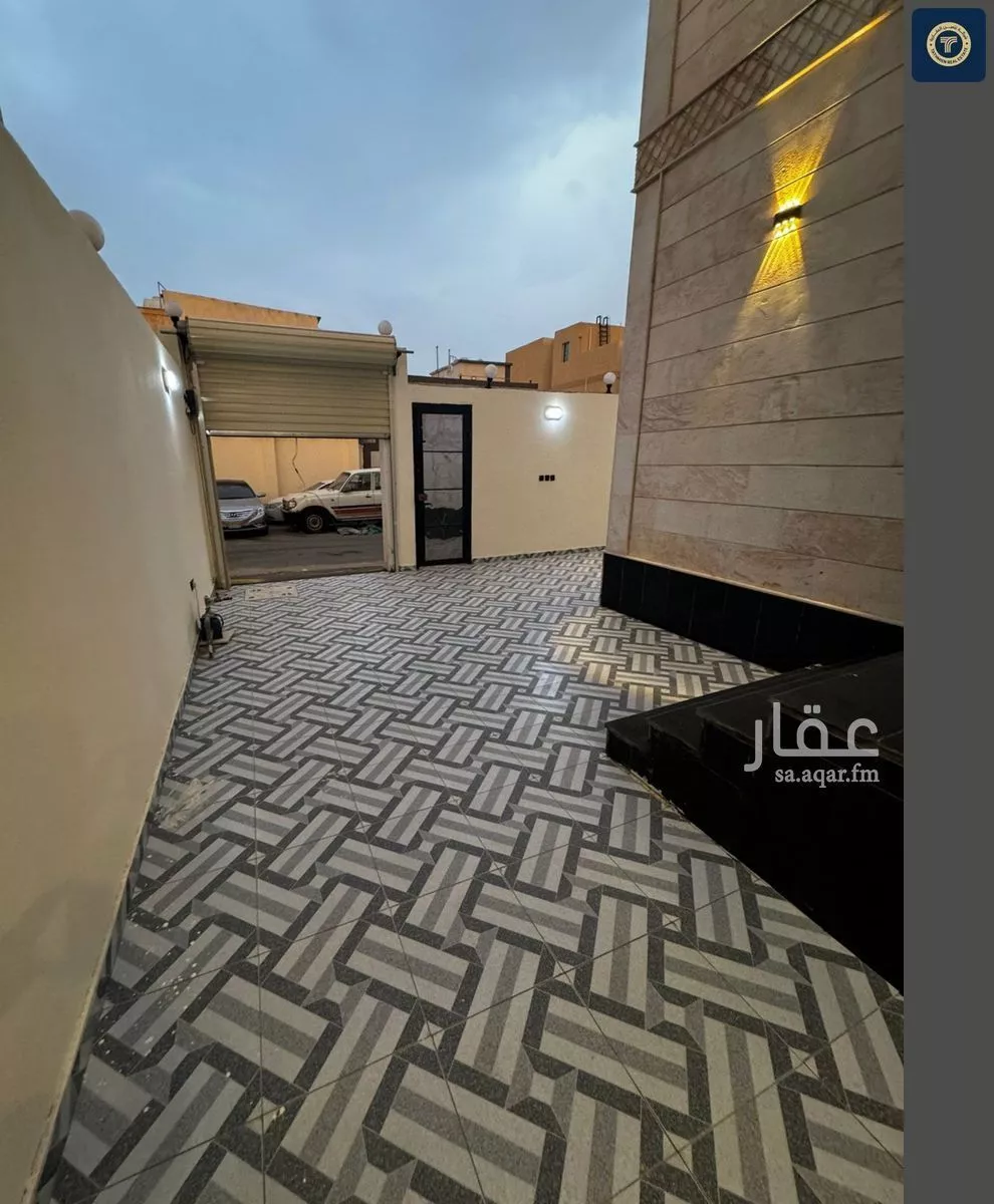 فيلا 6 غرف في بحرة 1