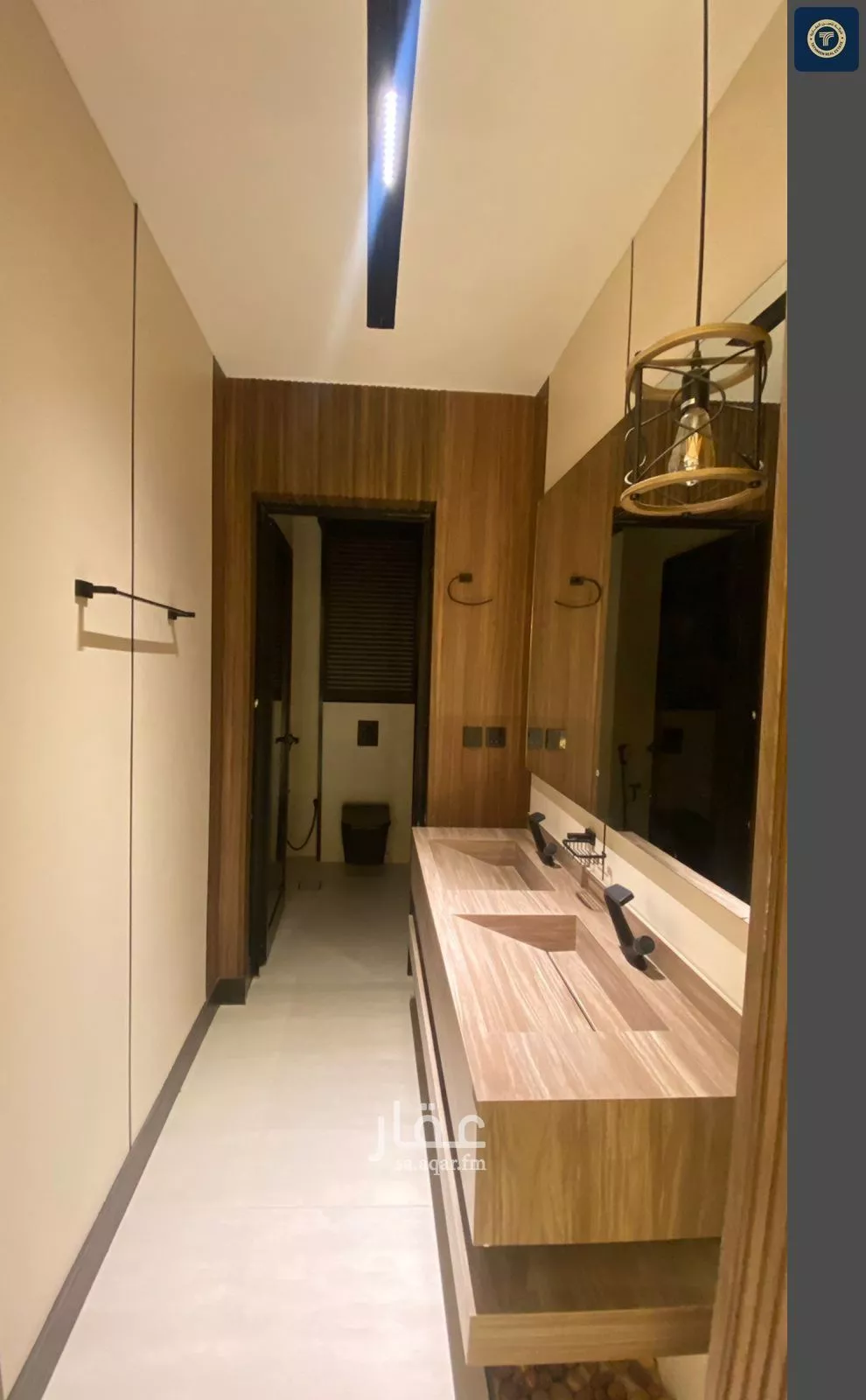 فيلا 7 غرف في الشراع 4