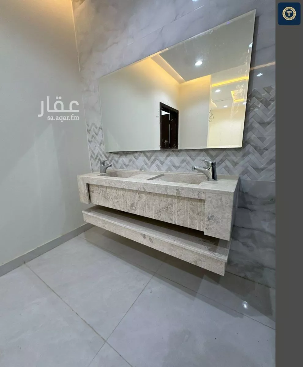 فيلا 8 غرف في الصوارى 4