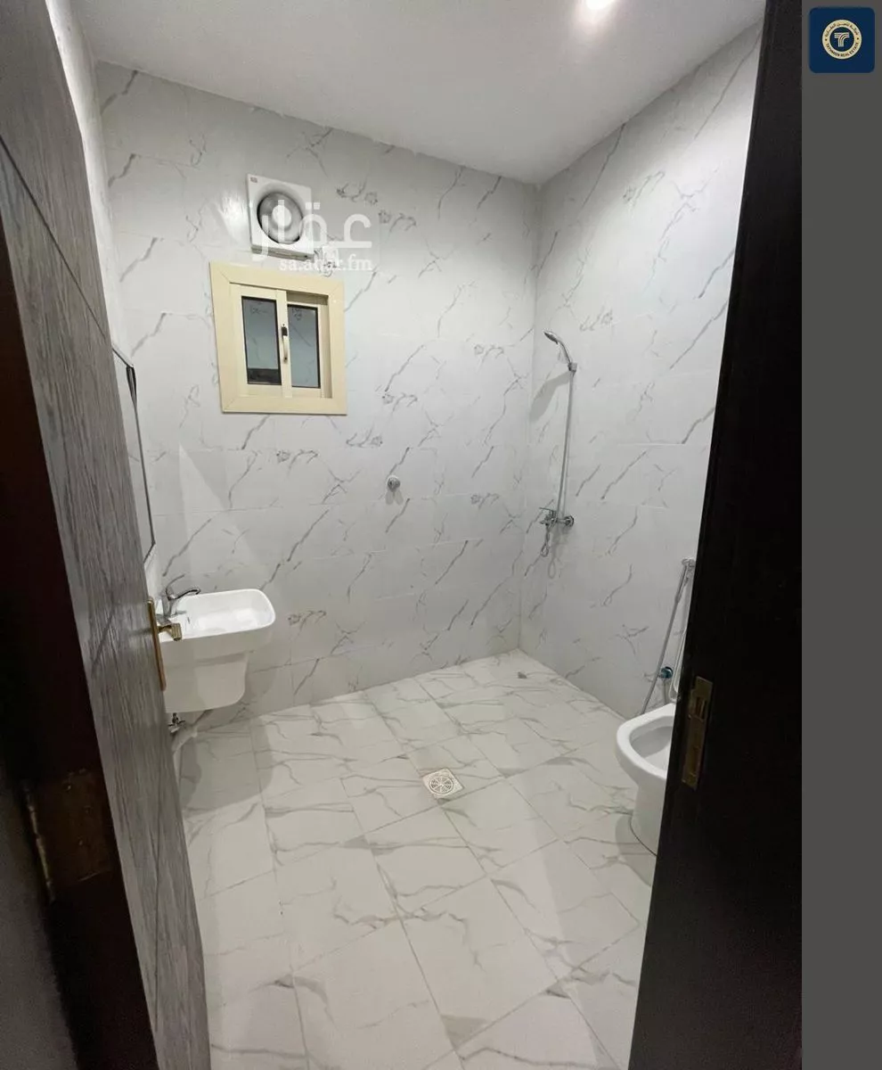 7 bedroom villa in Al Quraynah, Jeddah 7