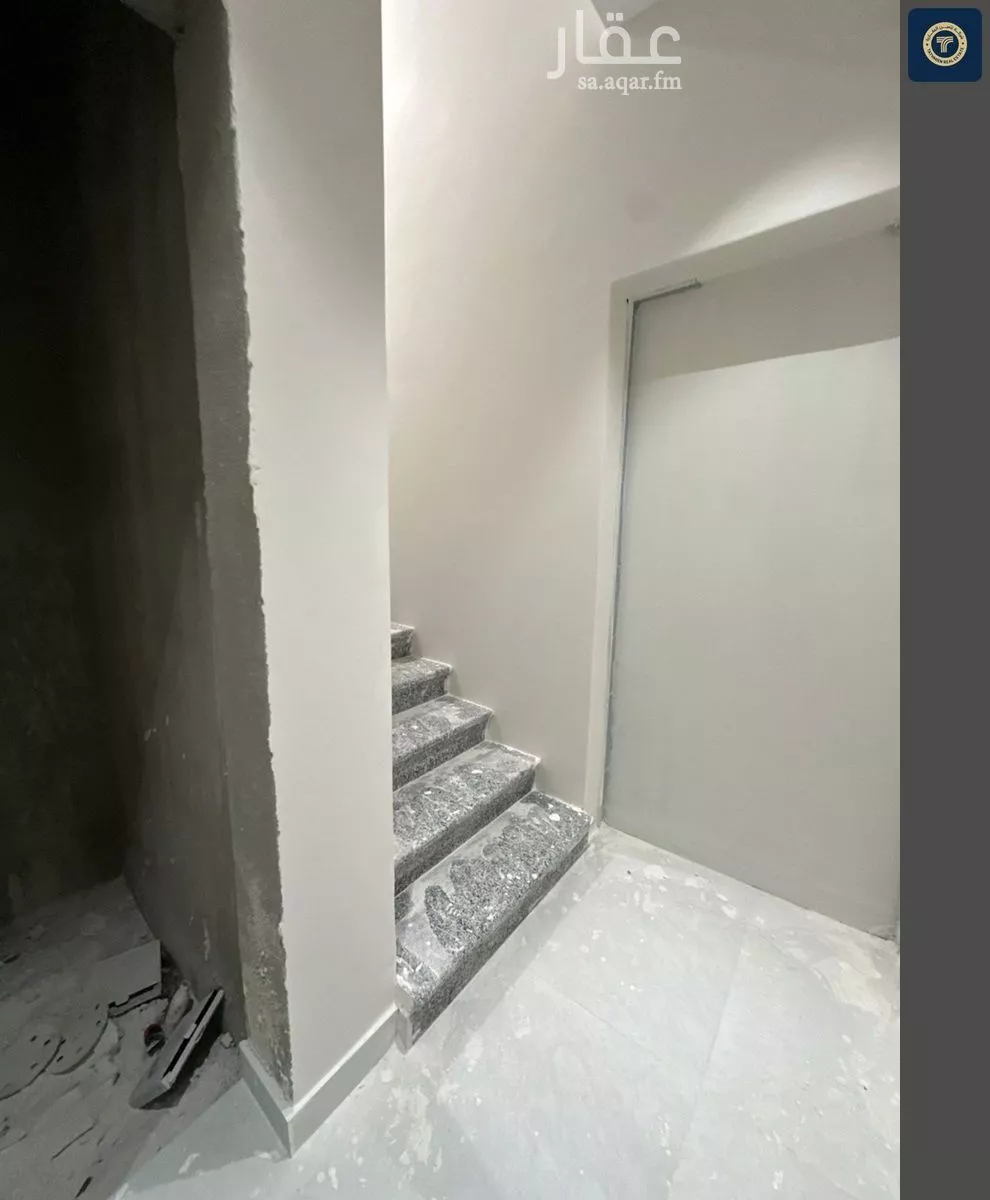 فيلا 7 غرف في القرينة 2