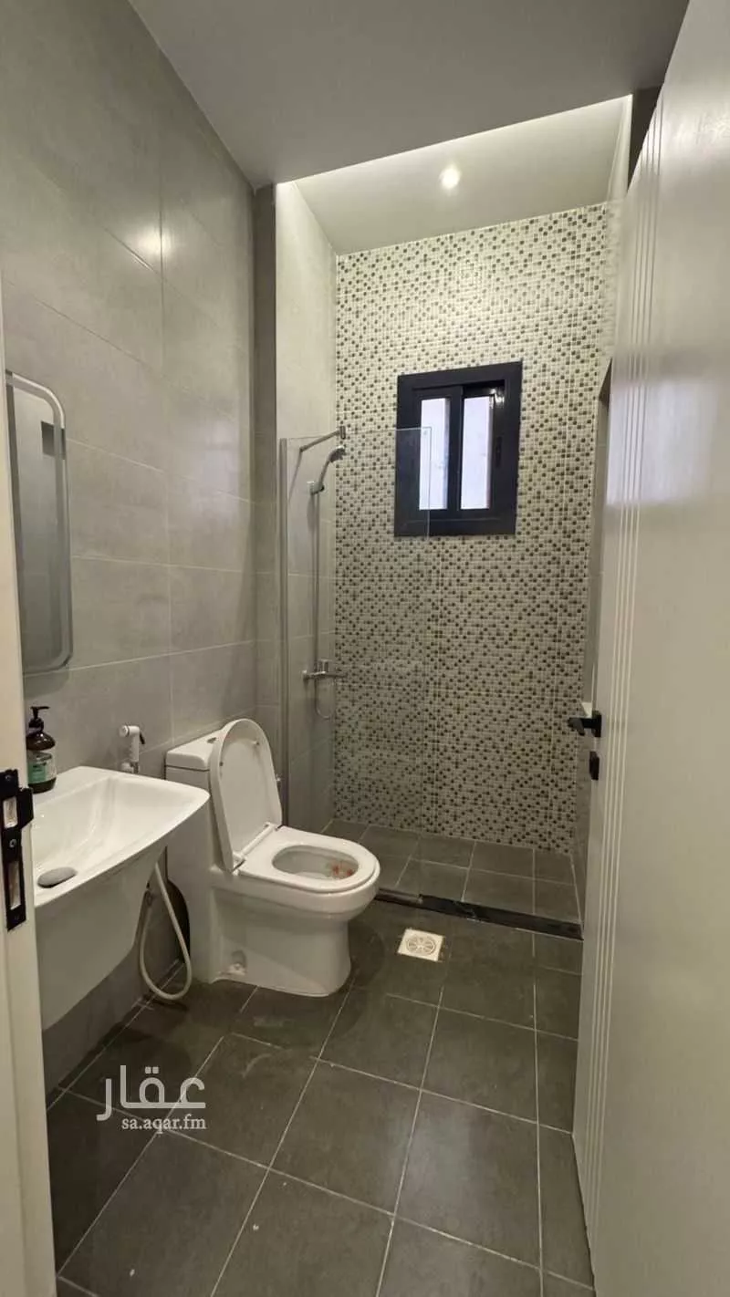 6 bedroom apartment in Taibah, Jeddah 7