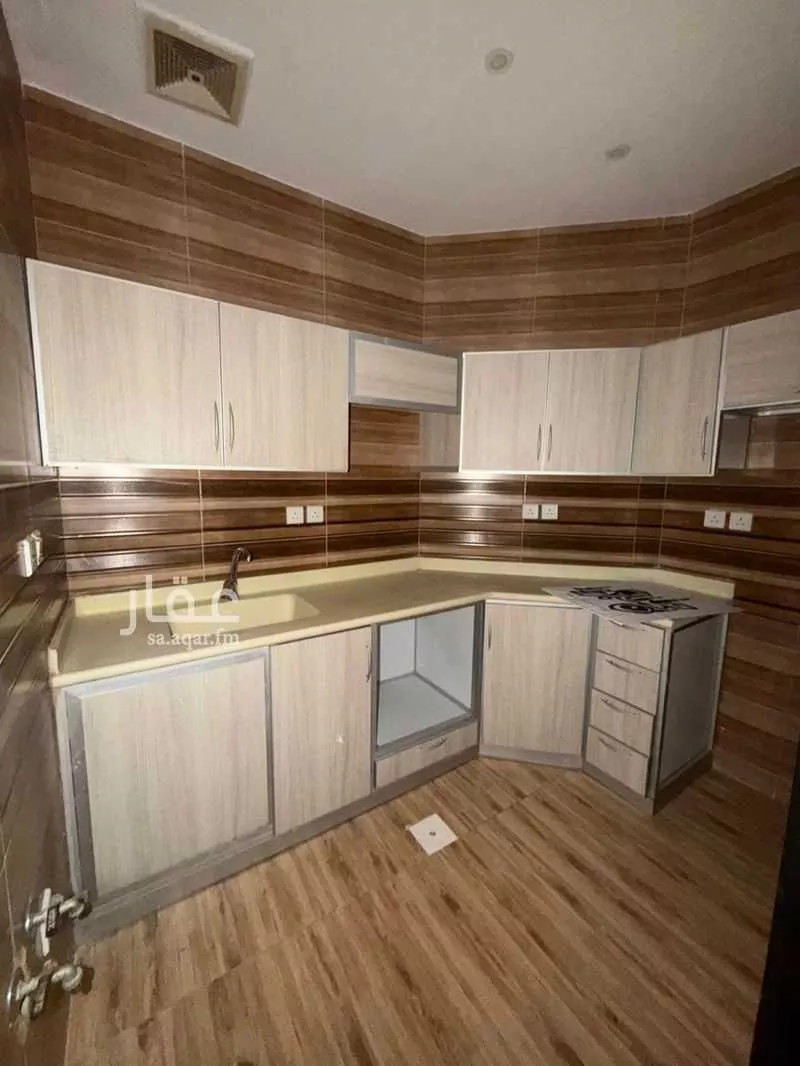 شقة 3 غرف في الروضة 4