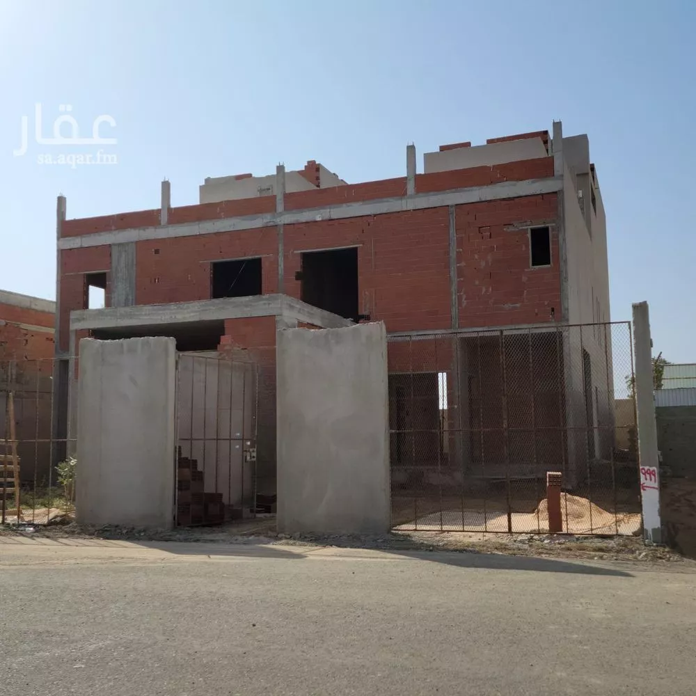 فيلا 9 غرف في الصوارى 4