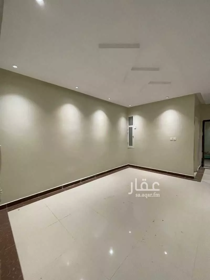 شقة 5 غرف في ضاحية الملك فهد 5