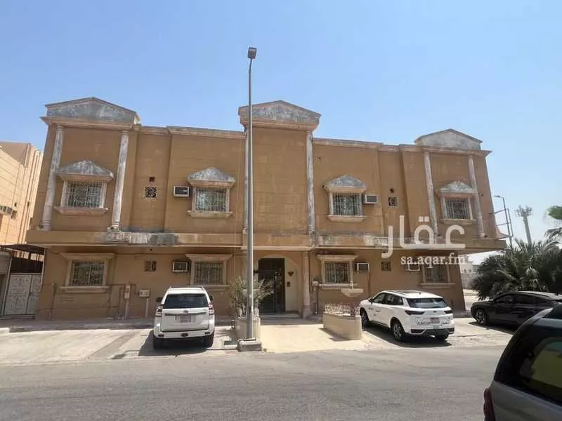 شقة 5 غرف في المدينة الرياضية