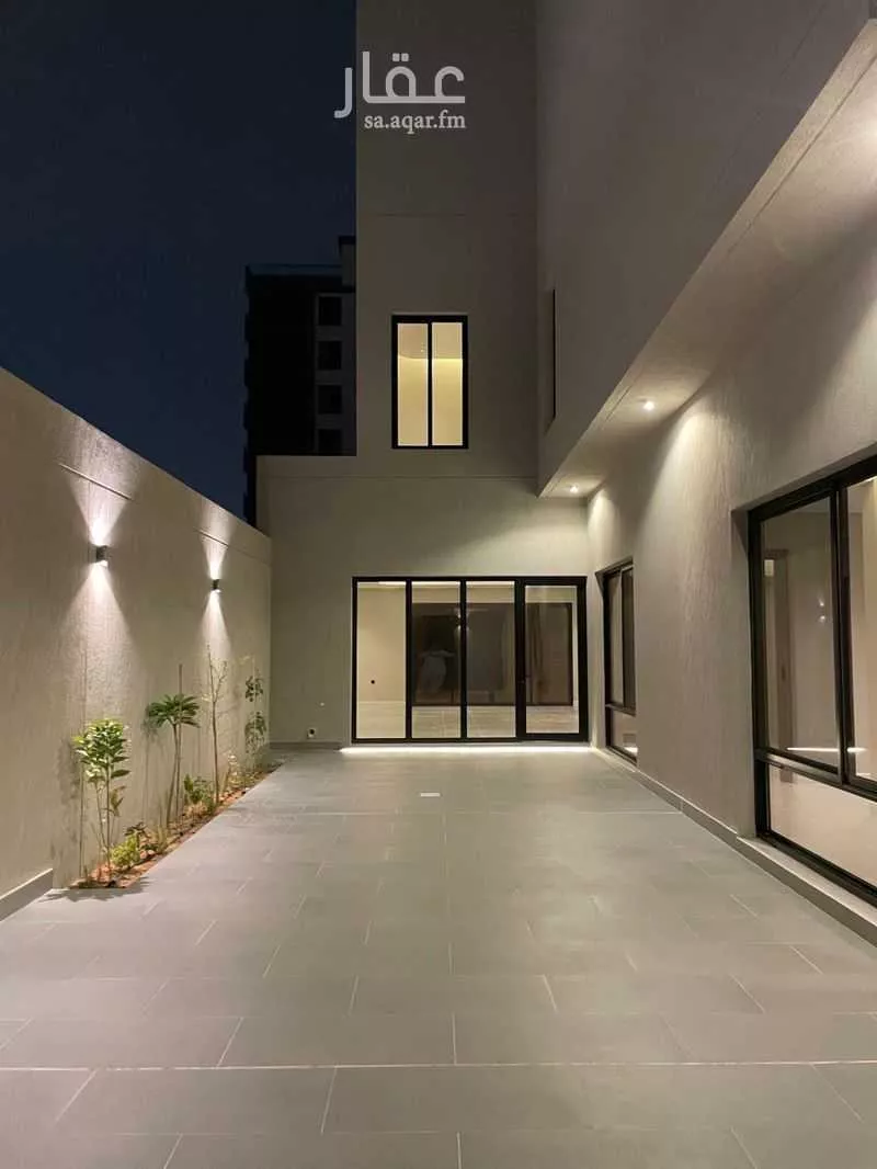 فيلا 5 غرف في الشعلة 4