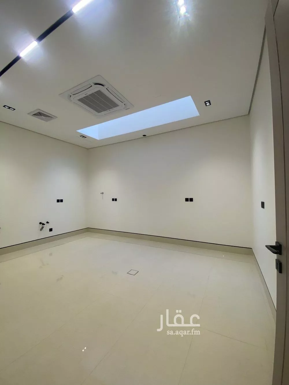 6 bedroom villa in Al Mahdiyyah 4