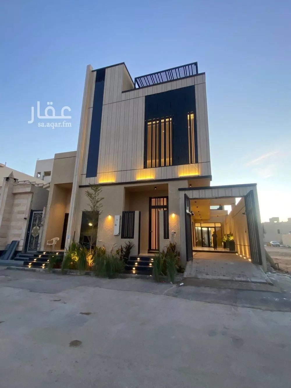 5 bedroom villa in Al Mahdiyyah 2