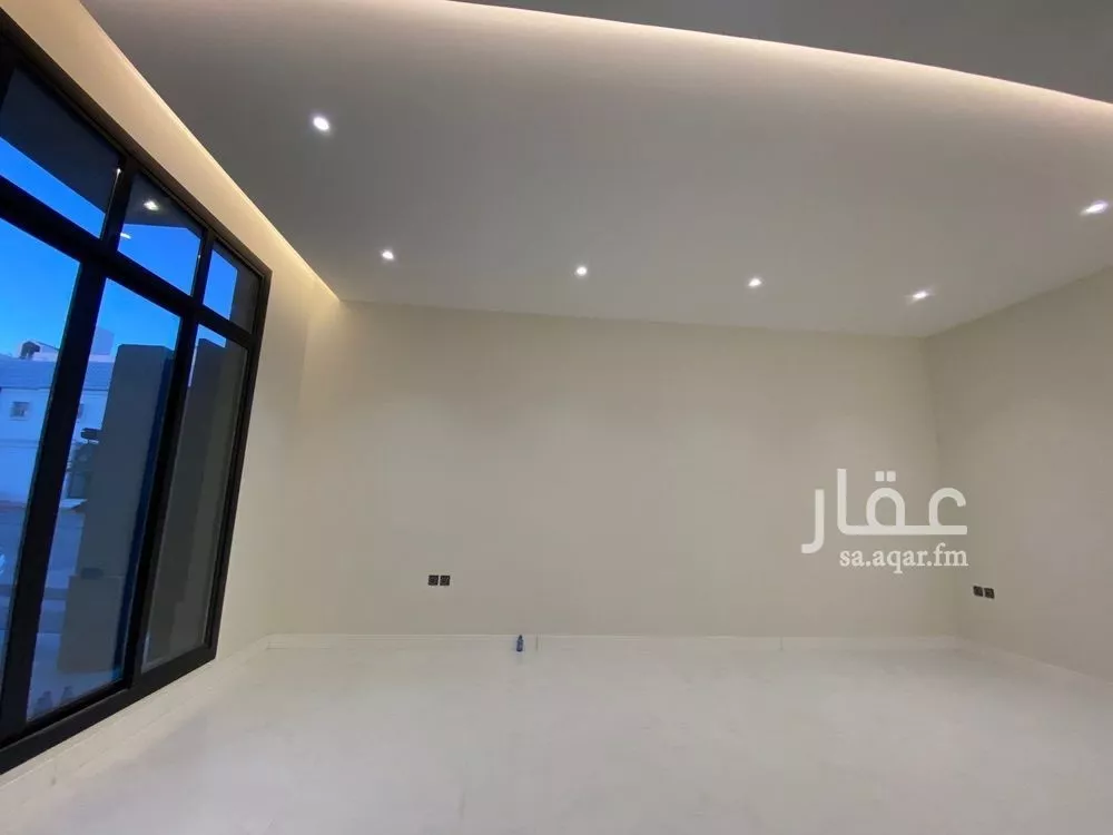 6 bedroom villa in Al Mahdiyyah 5