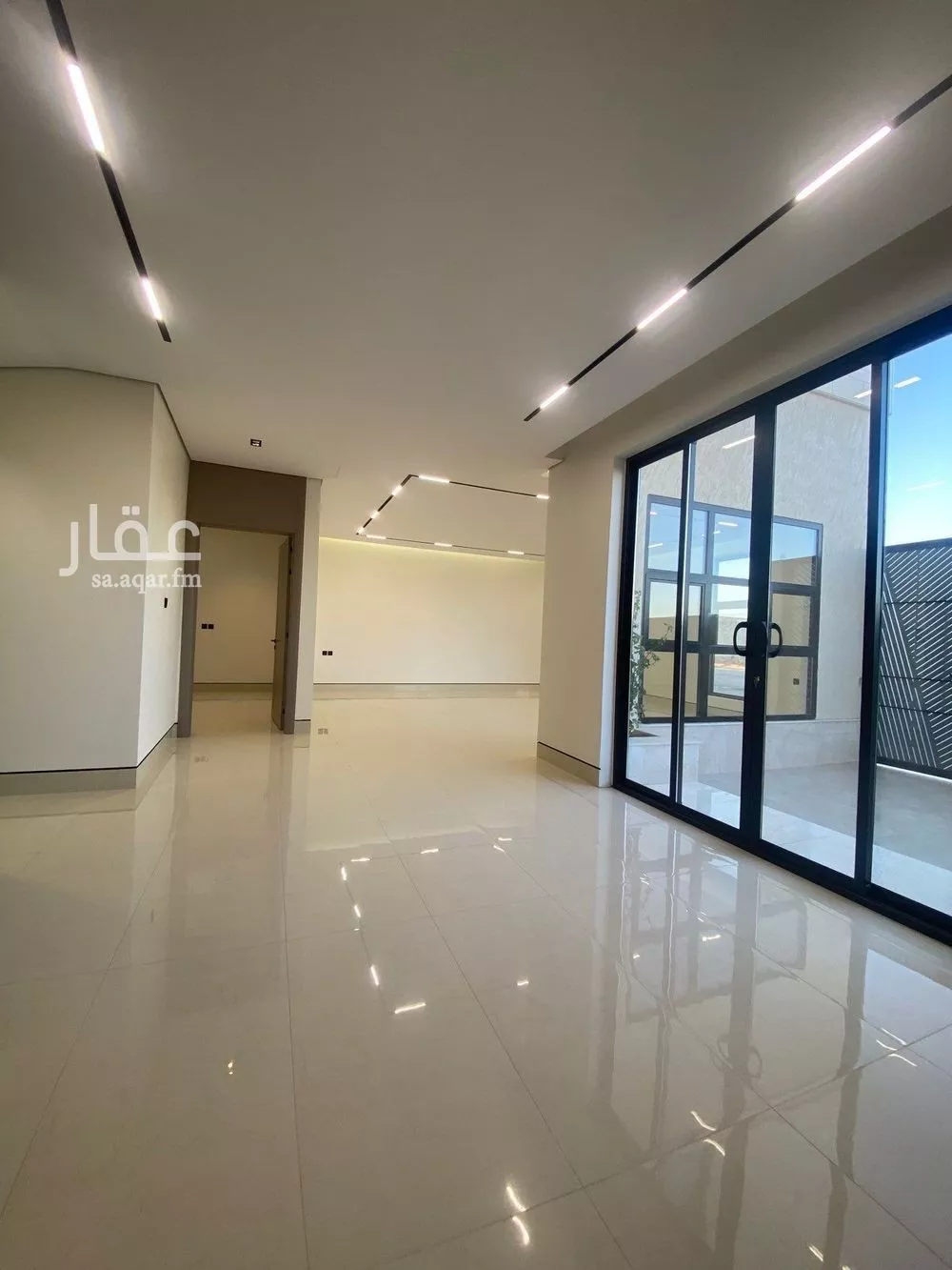 6 bedroom villa in Al Mahdiyyah 3