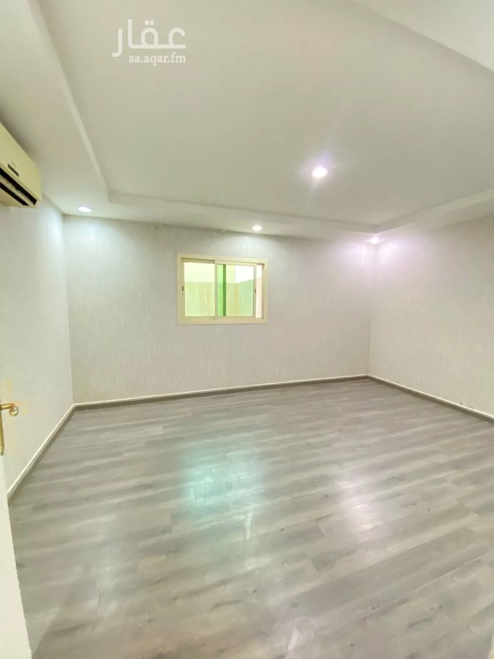 شقة 4 غرف في الملقا 3