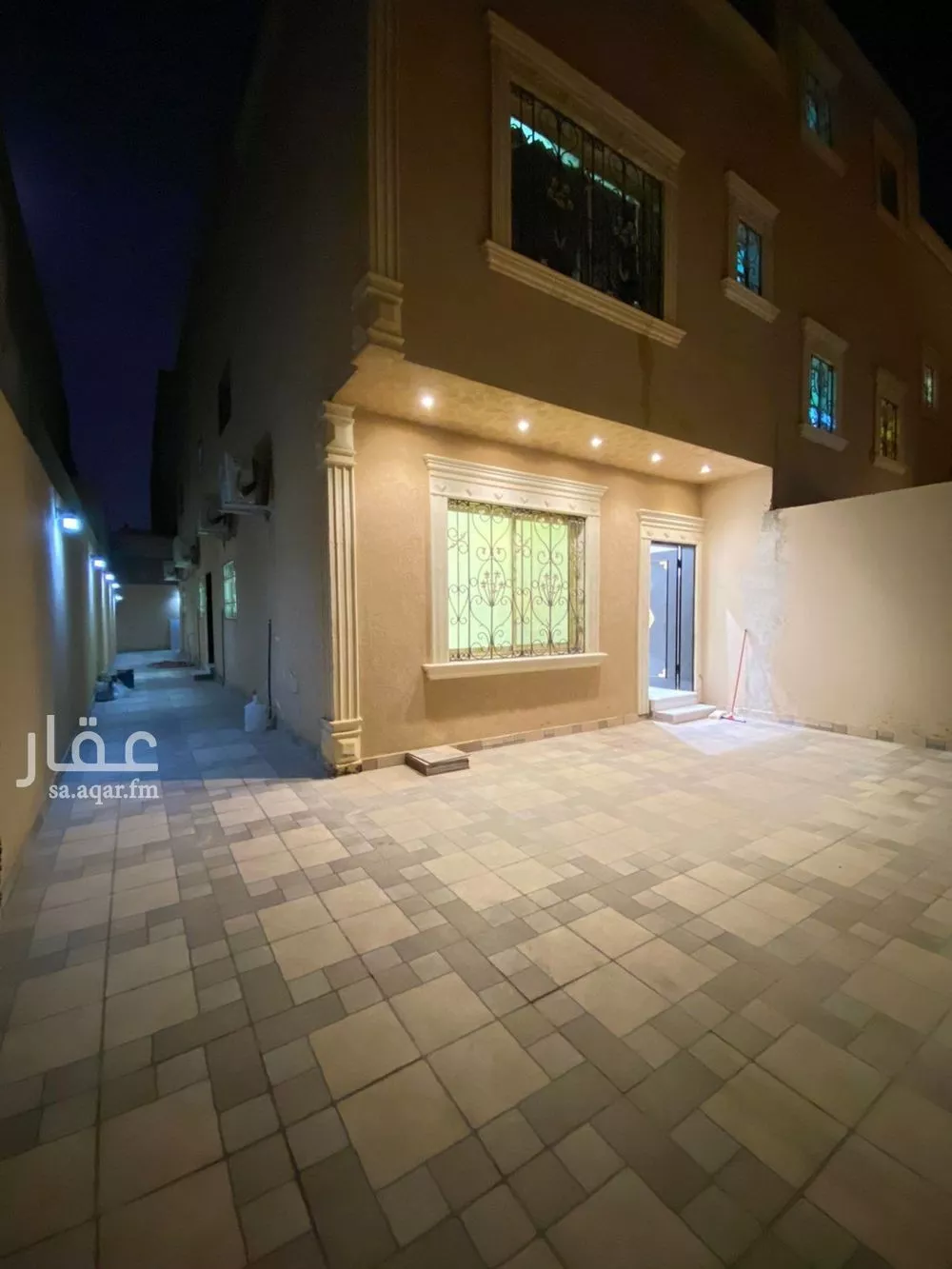 دور 4 غرف في النرجس 2