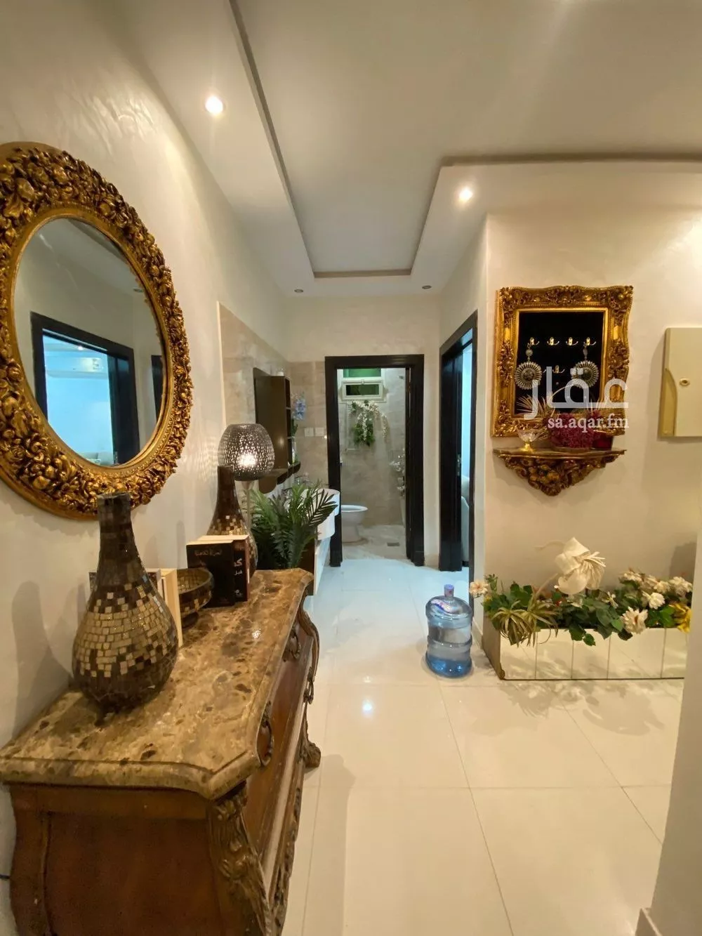 5 bedroom apartment in Dhahrat Laban 5